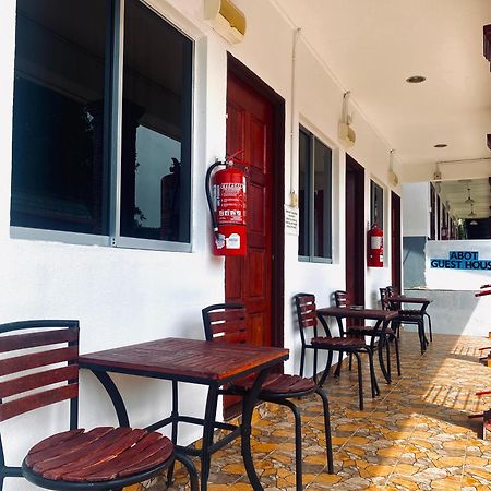 Abot Guest House Kuala Tahan Exterior foto