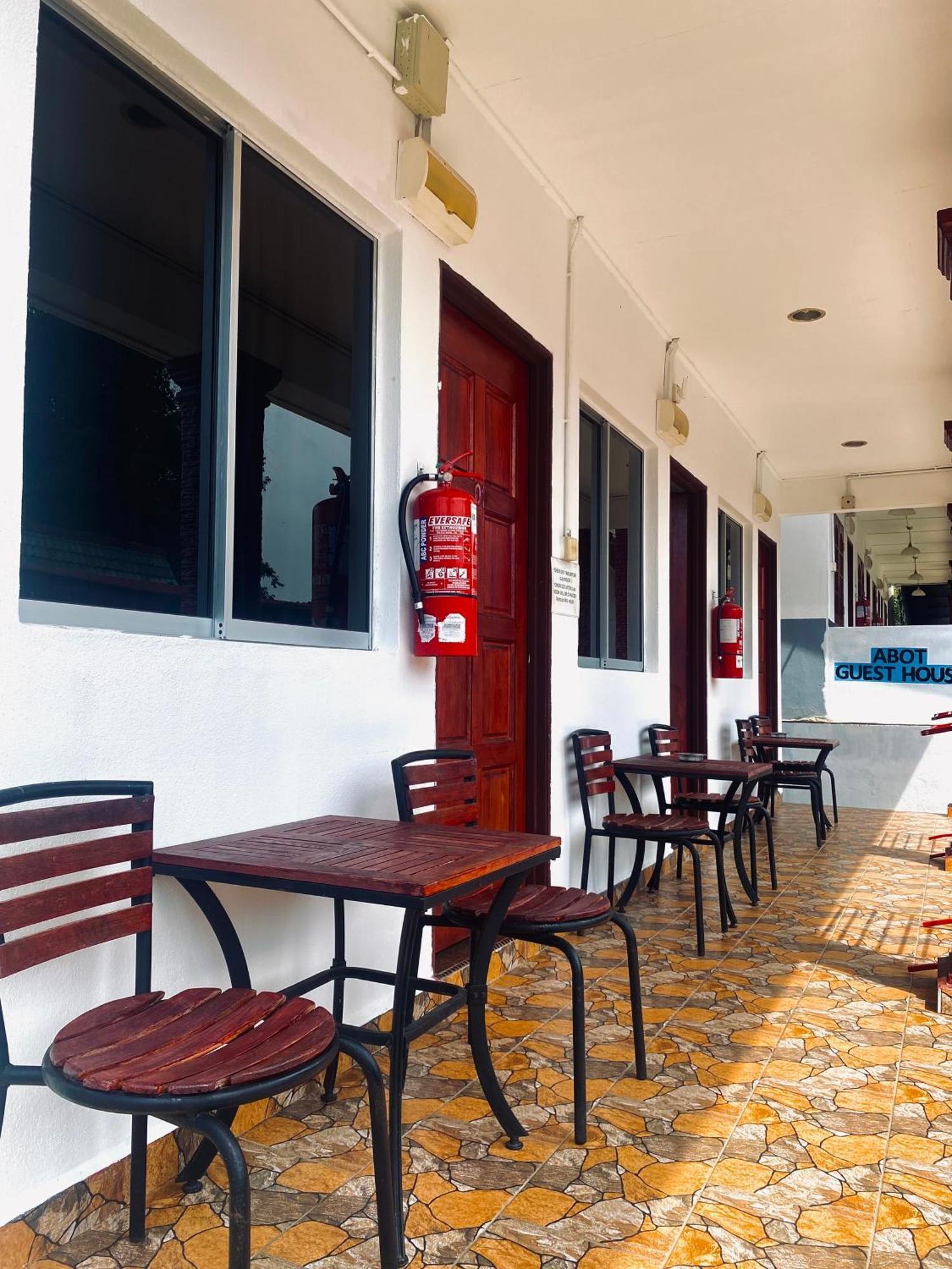 Abot Guest House Kuala Tahan Exterior foto